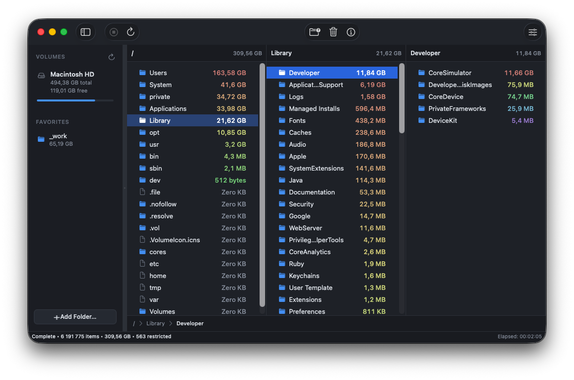DiskPeek scanning a volume, showing three columns of folders sorted by size